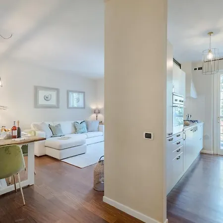 Appartamento Casa Michelangelo, A Luxury Retrat In Close To The Passeggiata *