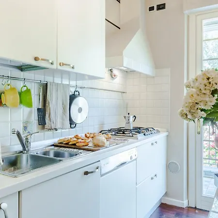 Casa Michelangelo, A Luxury Retrat In Close To The Passeggiata * Viareggio