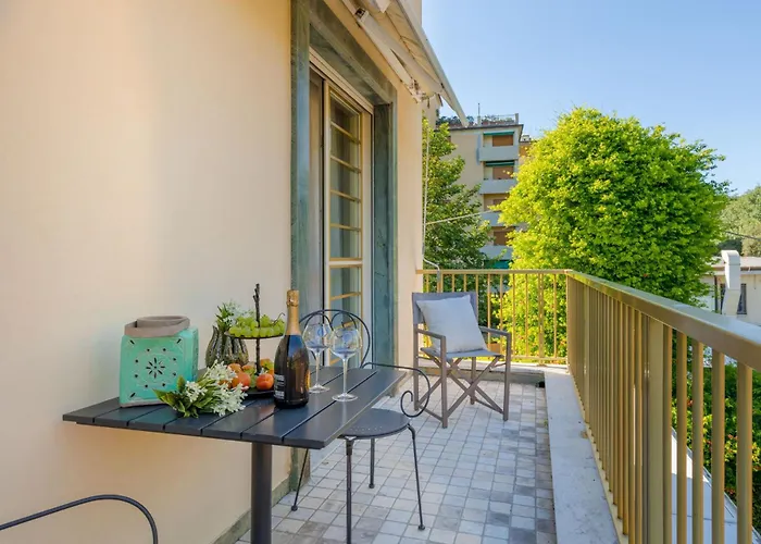 Apartment Casa Michelangelo, A Luxury Retrat In Close To The Passeggiata Viareggio