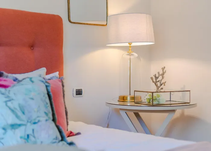 Apartment Casa Michelangelo, A Luxury Retrat In Close To The Passeggiata *